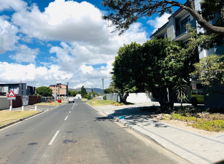 2 Bedroom Property for Sale in Table View Western Cape